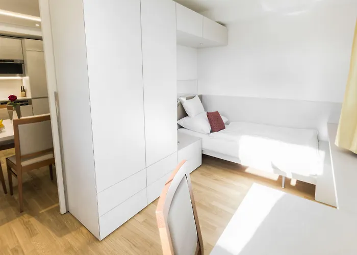 Grand Danube Apartment